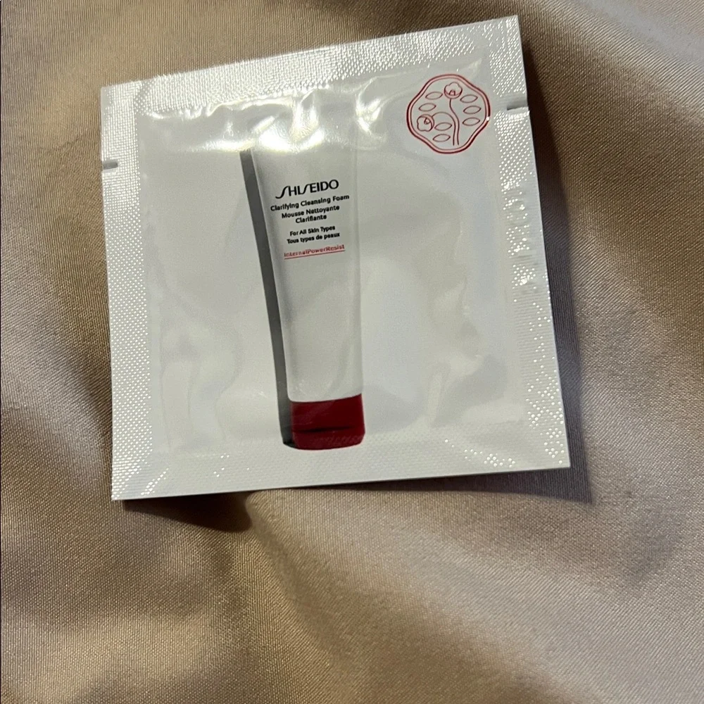 New 5pc luxury facial improvement travel size bundle